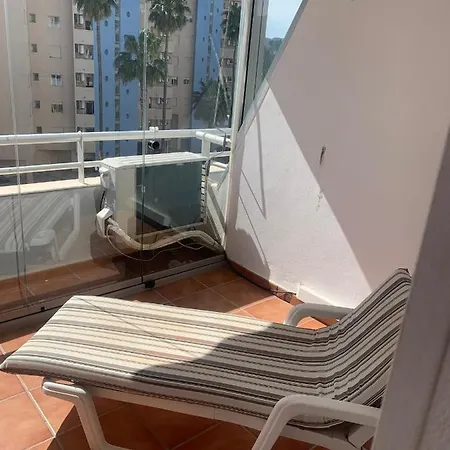 Service Lazaro - Edificio Aguamarina 24 * 卡尔佩